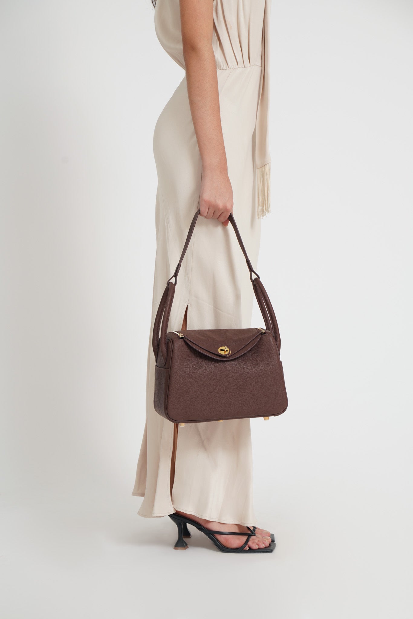 The Linda 26 Togo Leather in Etoupe SHW by The Look